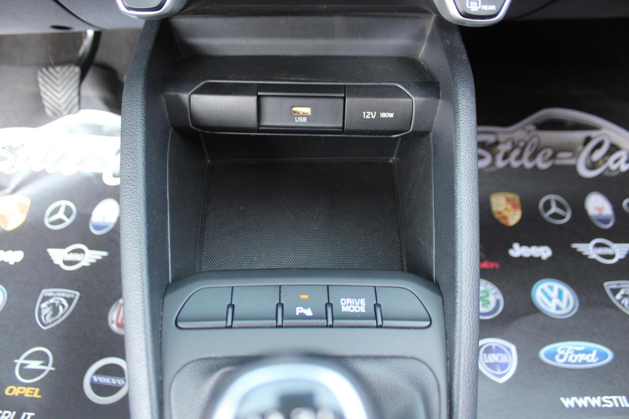 Kia Stonic 1.0 T-GDi 100 CV MHEV iMT Style