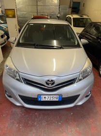 Toyota Yaris 1.3 5 porte Lounge