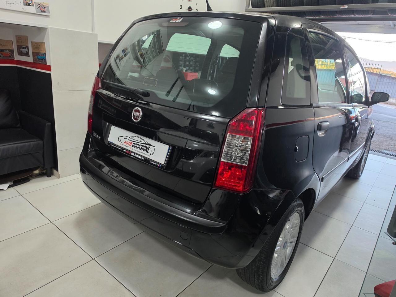 Fiat Idea 1.2 16V BlackLabel