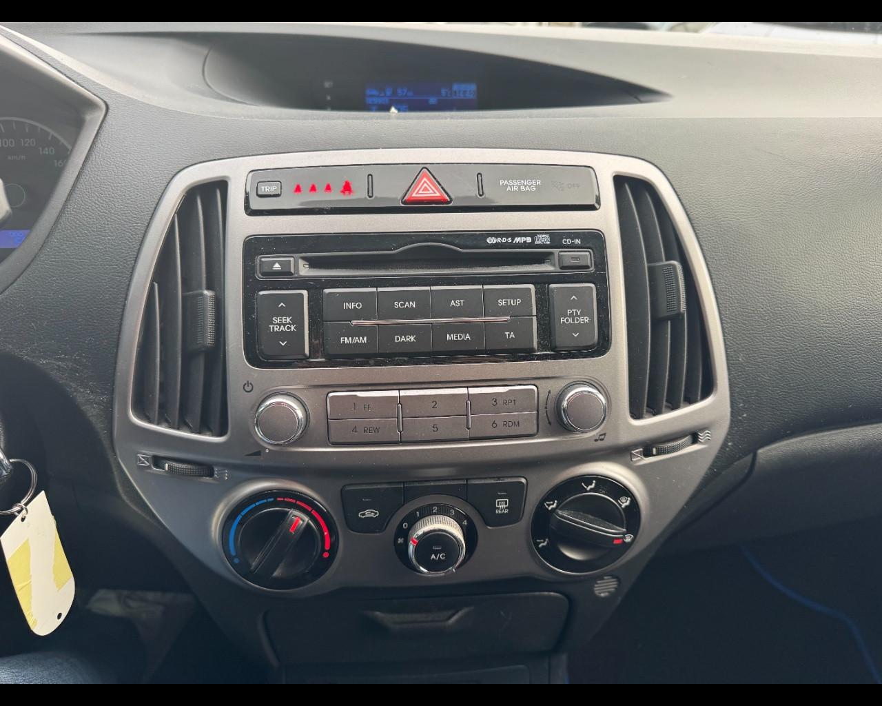 HYUNDAI i20 - i20 1.2 5p. Classic