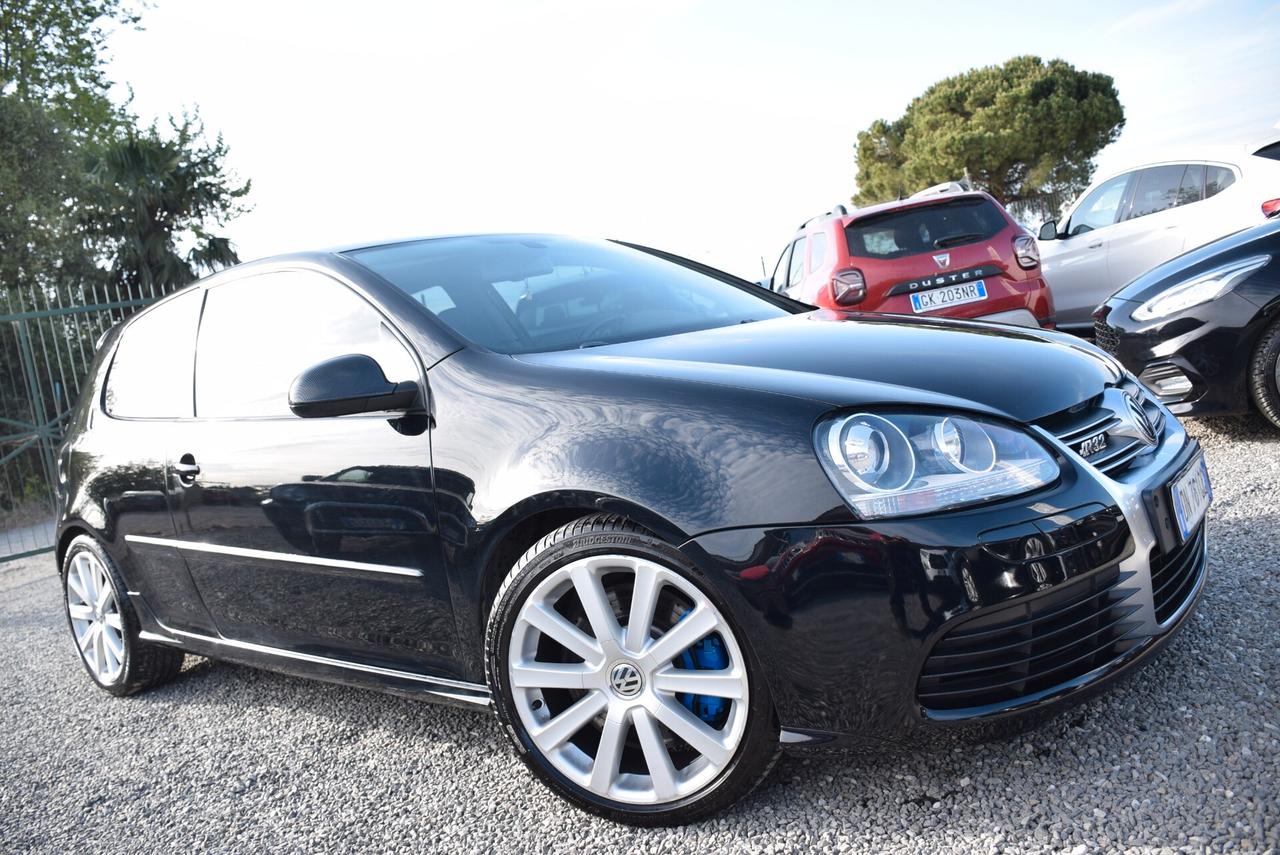 Volkswagen Golf R32 3.2 VR6 4mot. 3p. DSG 250CV