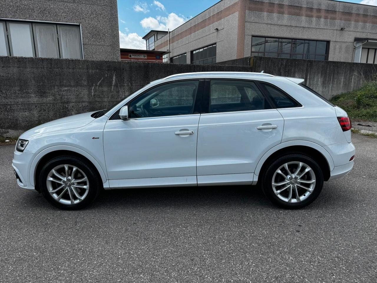 Audi Q3 2.0 TDI quattro S tronic Line Edition
