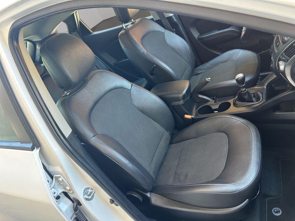 HYUNDAI - iX35 - 1.7 CRDi 115cv 2WD Xpossible