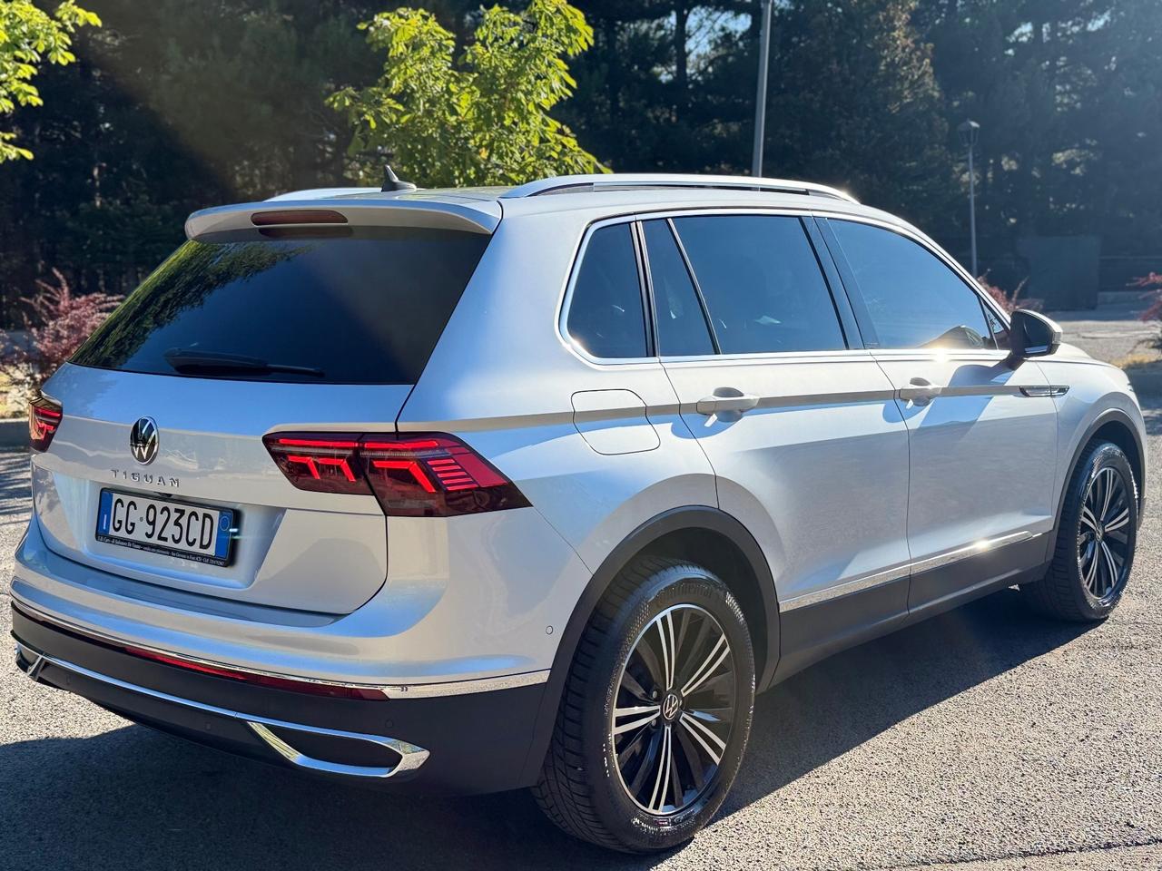Volkswagen Tiguan 2.0 TDI 150 CV SCR DSG Elegance