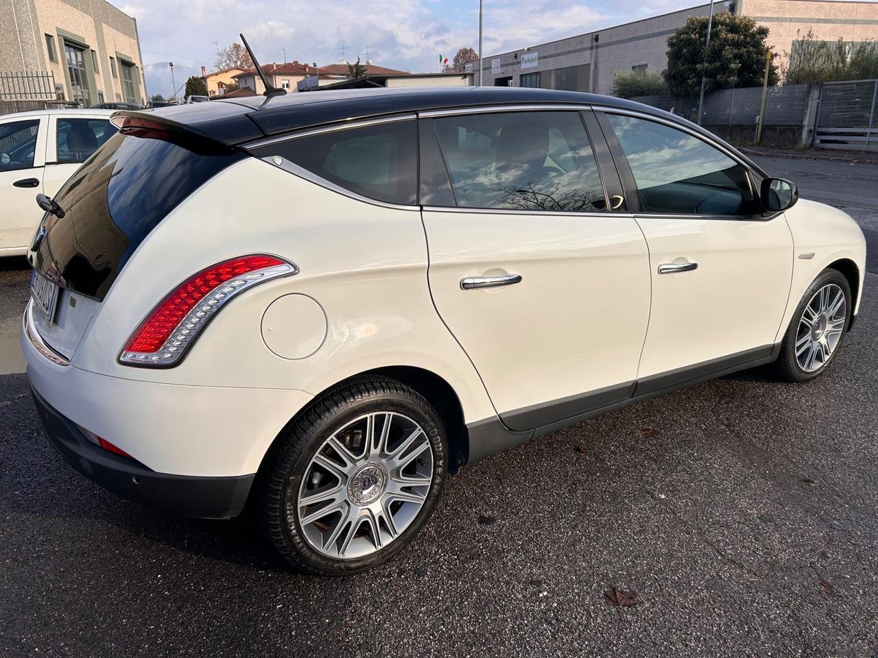 Lancia Delta 1600 cc multijet 16v automatica