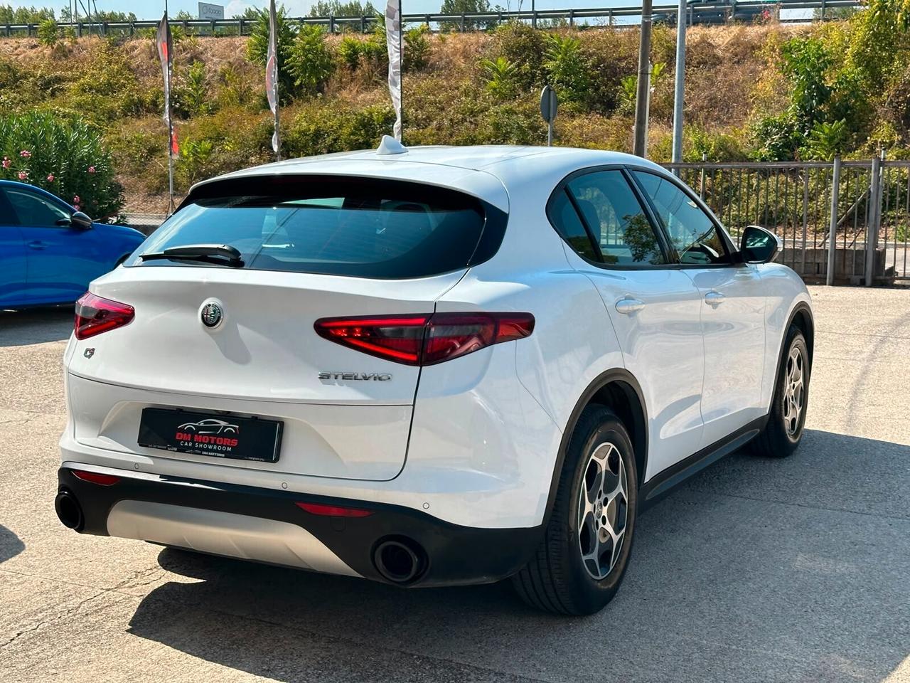 Alfa Romeo Stelvio 2.2 Turbodiesel 190 CV AT8 Q4 Business