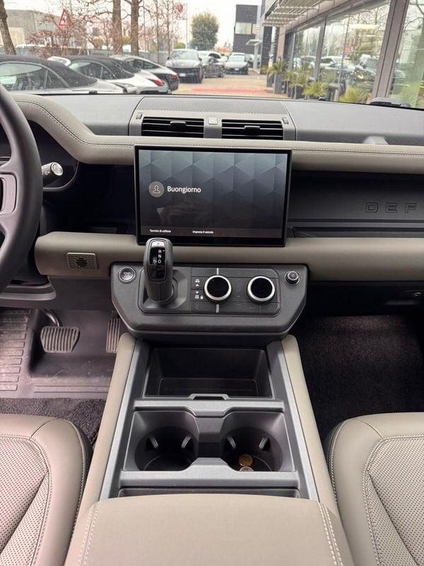 Land Rover Defender Defender 110 3.0D I6 AWD Auto X-Dynamic SE 200 CV Autocarro N1