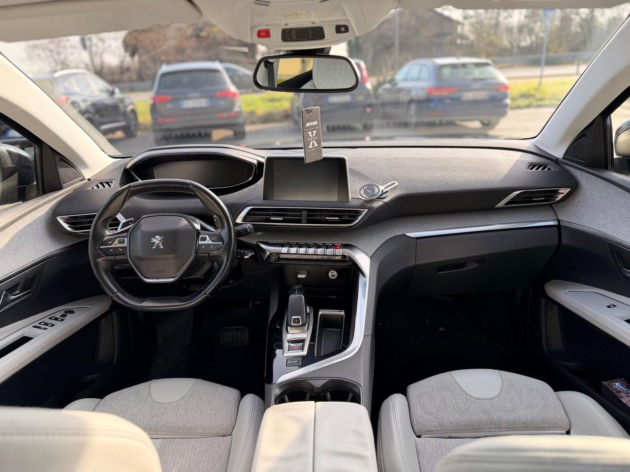 Peugeot 3008 Allure 1.5 Blue HDI 130 #8231