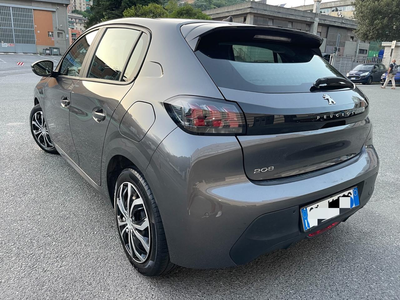 Peugeot 208 BlueHDi 100CV - NEOPATENTATI