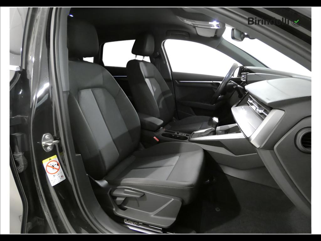 AUDI A3 4ª serie - A3 SPB 30 TDI Business Advanced