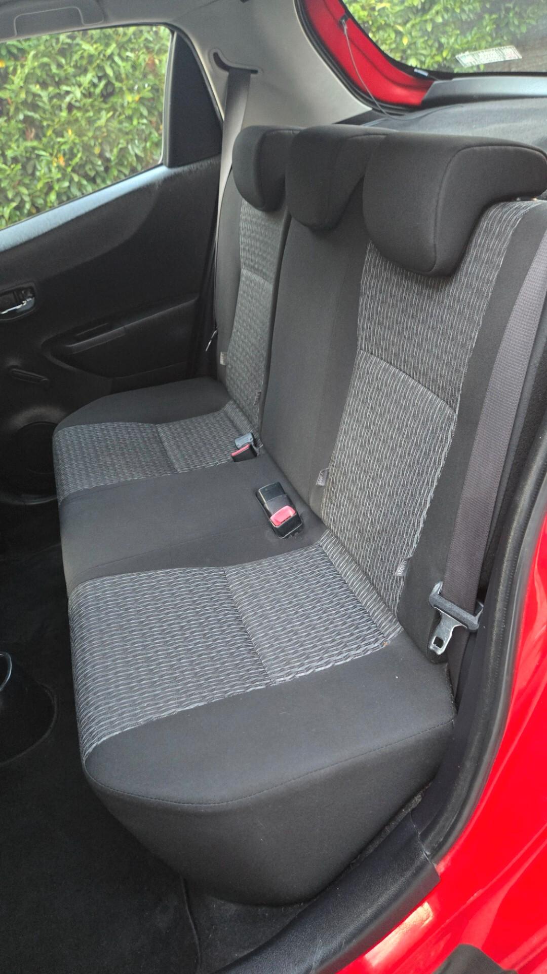 Toyota Yaris 1.0 5 porte Lounge
