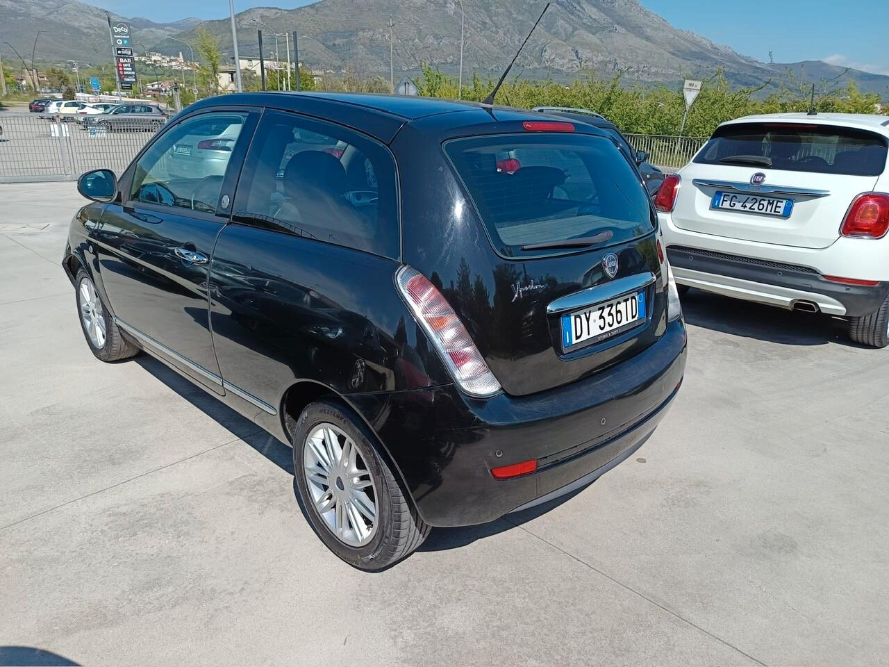 LANCIA Ypsilon 1.4GPL - NEOPATENTATI