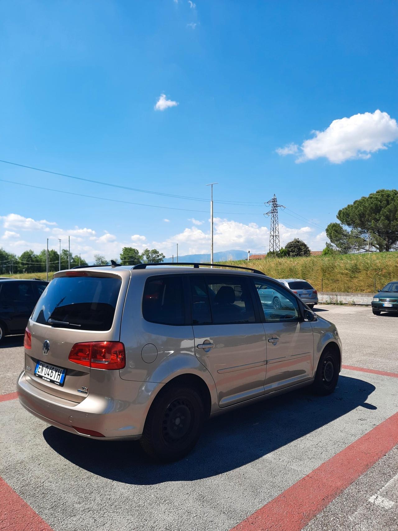Volkswagen Touran Business 1.6 TDI Comfortline