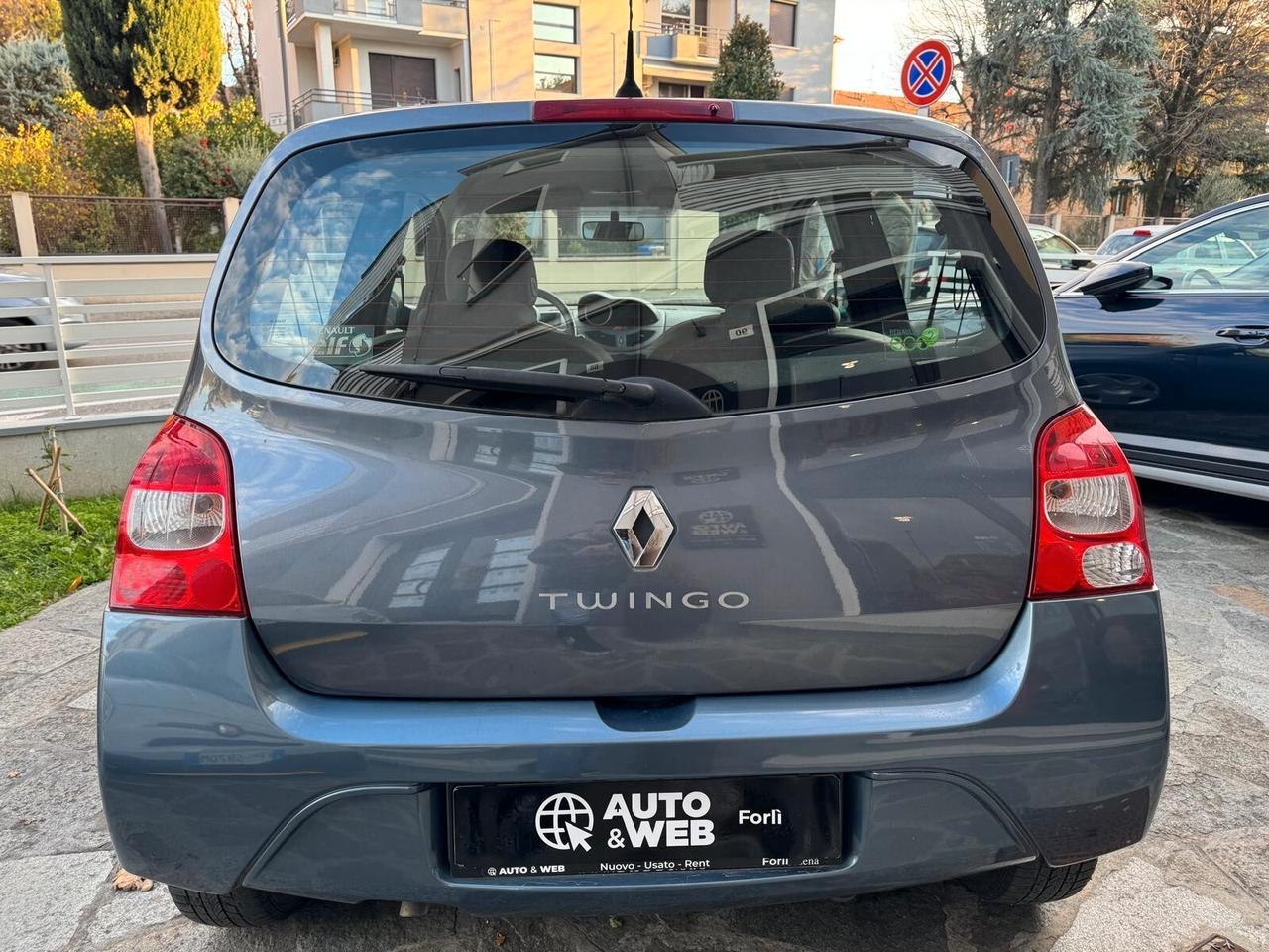 RENAULT TWINGO 1.2 LE IENE NEOPATENTATI