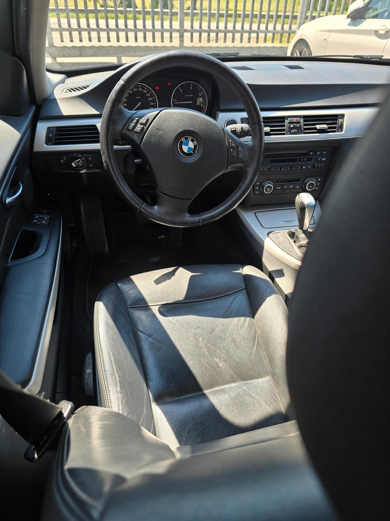 Bmw 318 318d 2.0 143CV cat Touring MSport