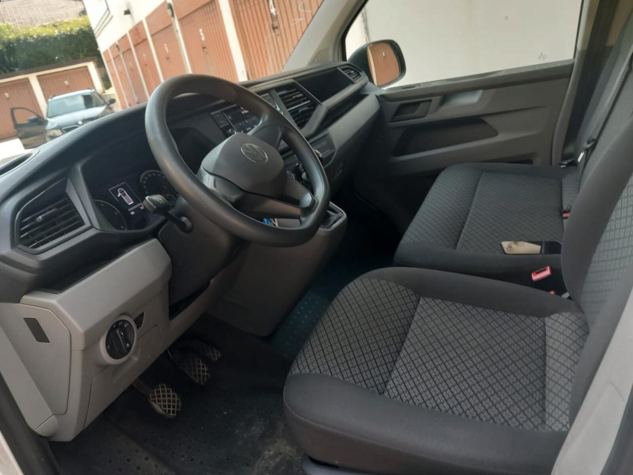 Volkswagen Caravelle 2.0 TDI 110CV PC Trendline T6