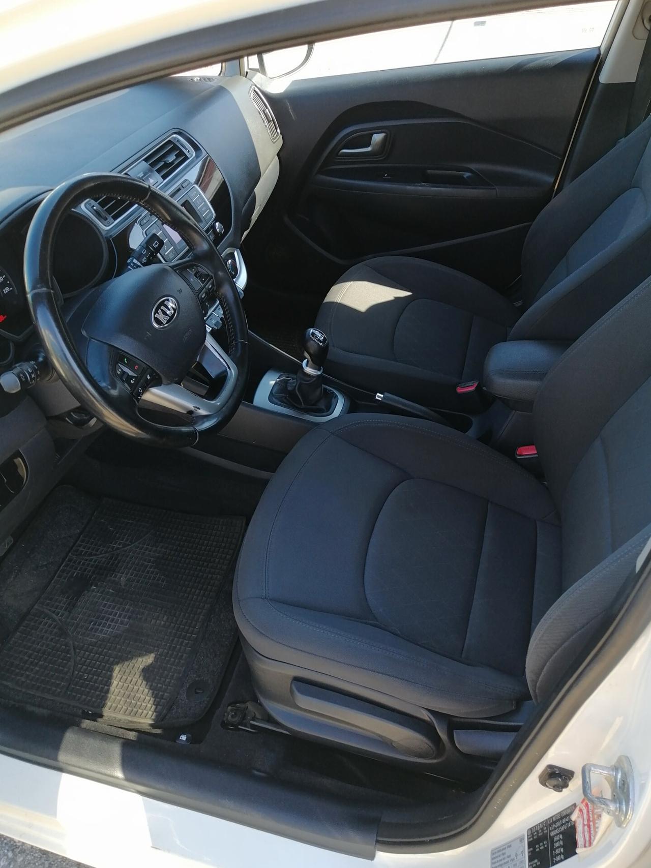Kia Rio 1.1 CRDi 5p. Cool