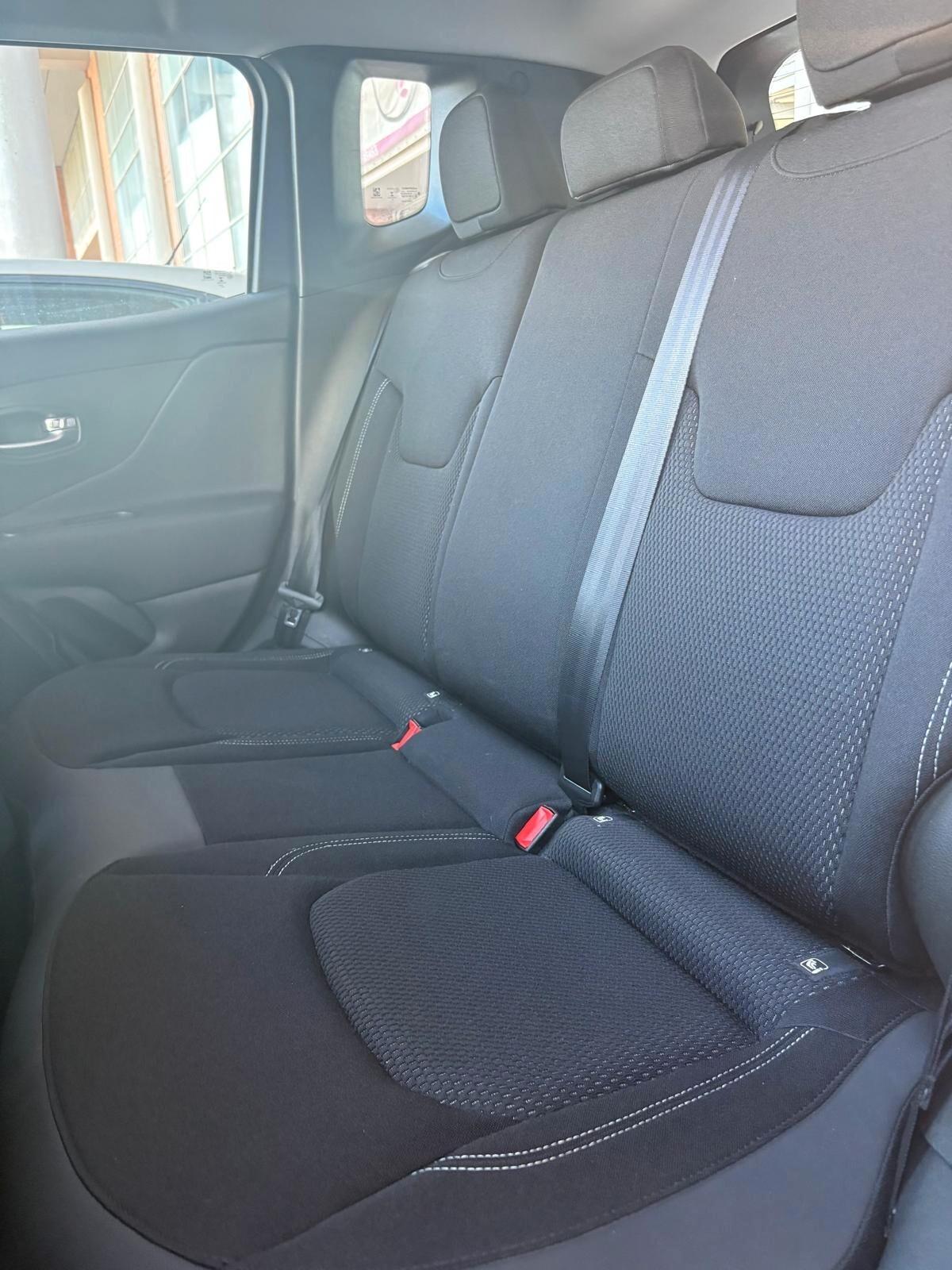 Jeep Renegade 1.3 T4 190CV PHEV 4xe AT6 Business Plus