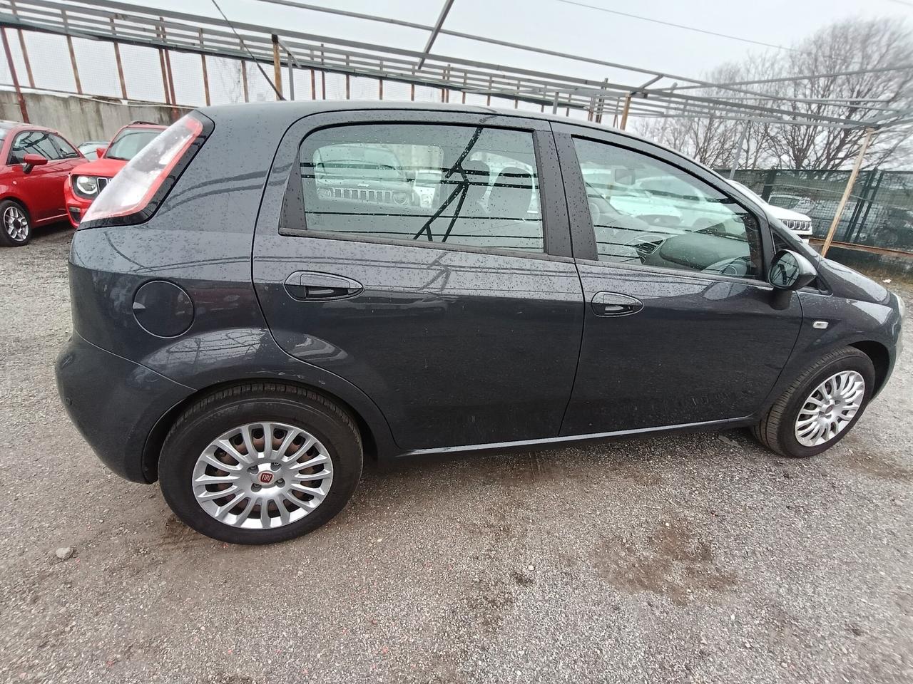 Fiat Punto Evo 1.3 Mjt 85 CV DPF 5 porte S&S Dualogic Dynamic
