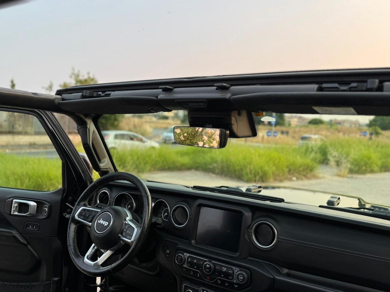 Jeep Wrangler Unlimited 2.2 Mjt II Sahara