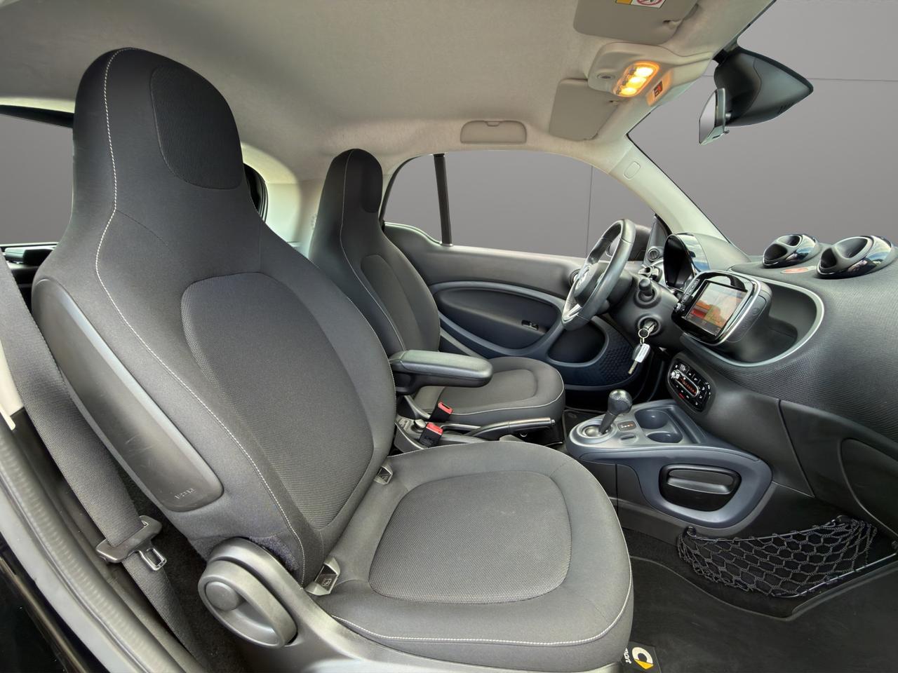 Smart fortwo coupe 1.0 Passion 71cv - Unipro - Promo FInanziamento - Cerchi in lega - Schermo - Sedili riscaldabili