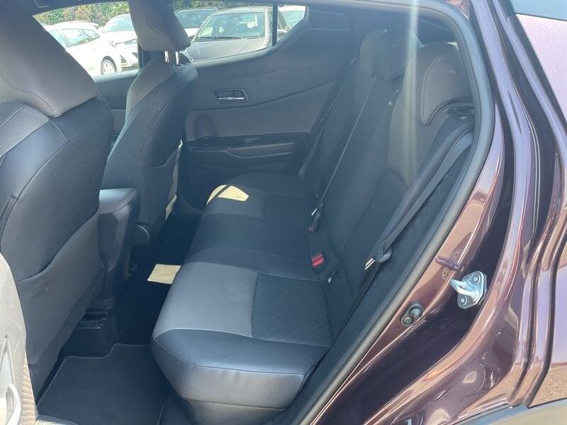 Toyota C-HR C-HR 2.0 Hybrid E-CVT Lounge