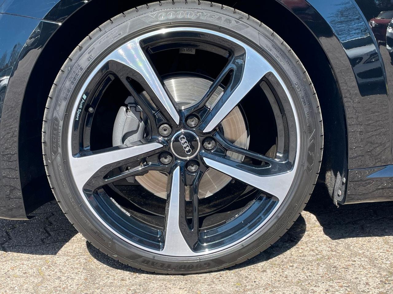 Audi TT Roadster 1.8 TFSI S line