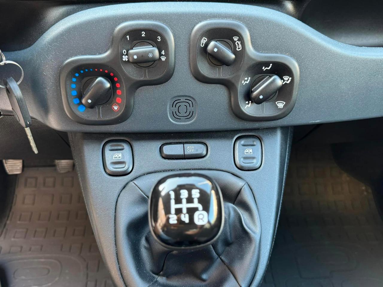 FIAT PANDA 1.2 BENZINA E6 LOUNGE 5P. PERFETTA