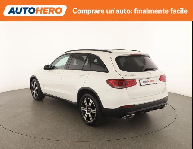 MERCEDES-BENZ GLC 200 d 4Matic Sport
