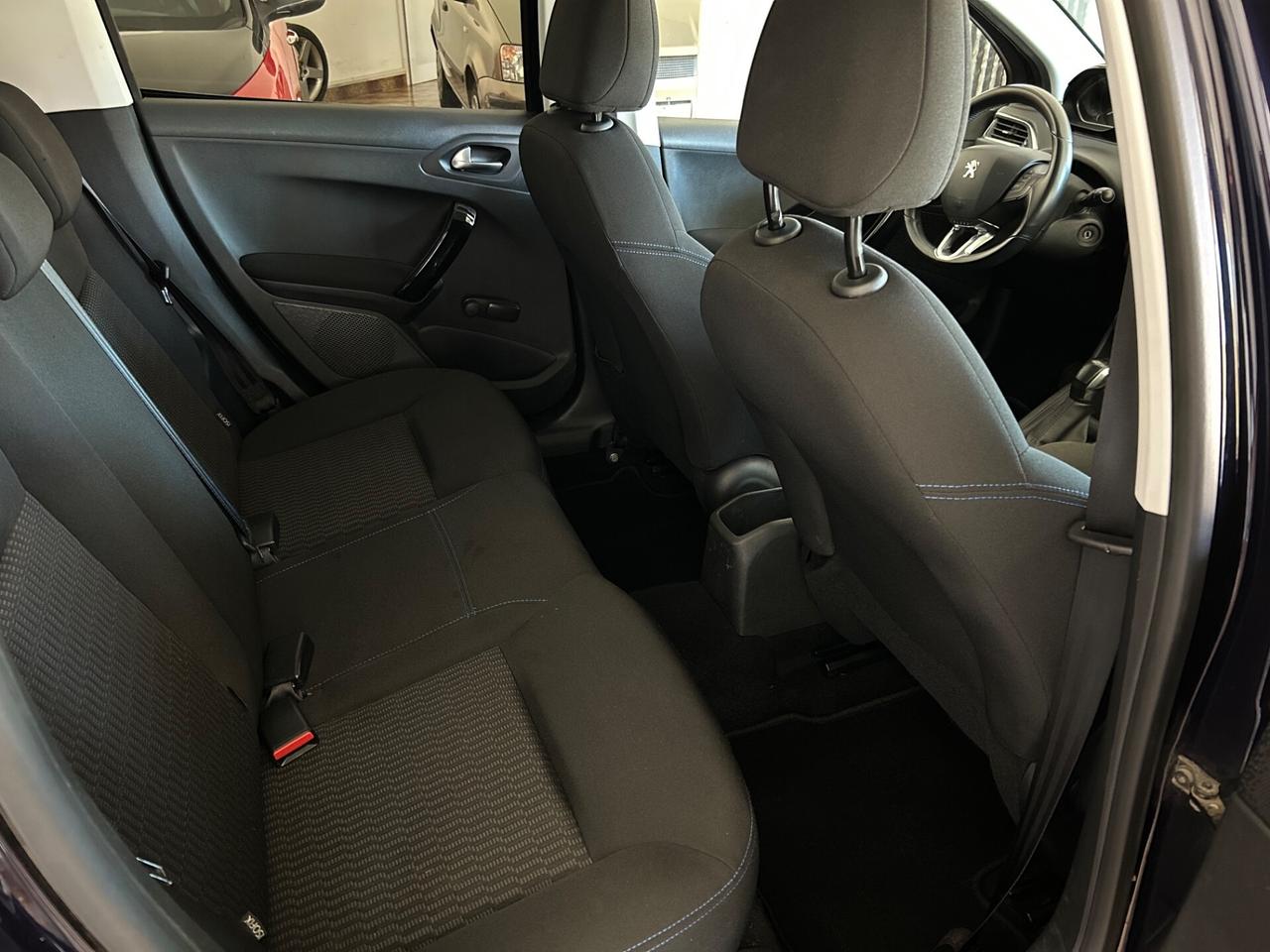 Peugeot 208 PureTech 68 5p. NAVi PDC BLUETOOTH 2018