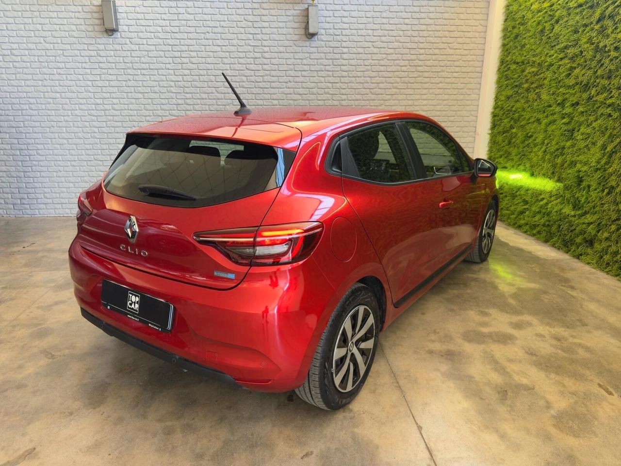 Renault Clio Full Hybrid E-Tech 145 CV 5 porte Equilibre