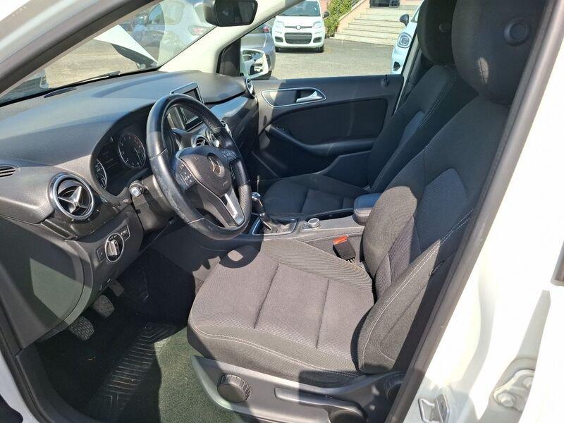 Mercedes-Benz Classe B B 180 BlueEFFICIENCY Executive