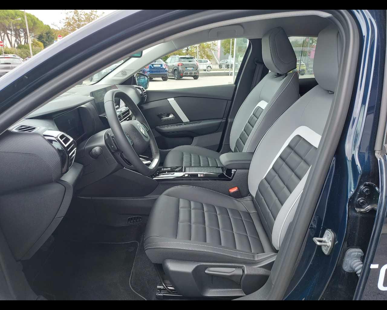CITROEN C4 HYBRID 145 e-DCS6 - MAX