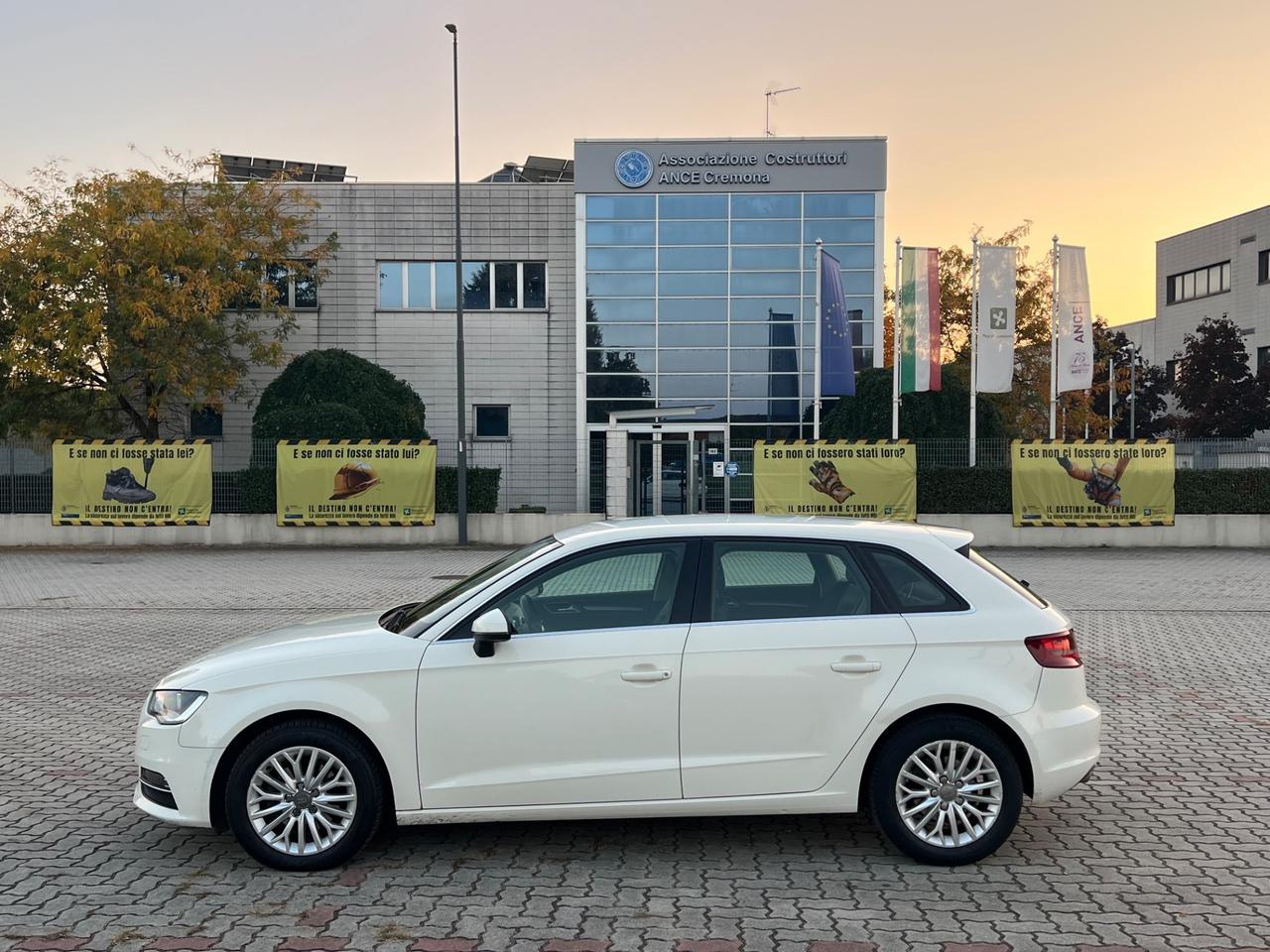 Audi A3 SPB 1.6 TDI Ambiente