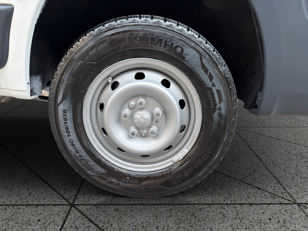Fiat Ducato 2.3 MJT 130CV Furgone Vetrato 9 Posti