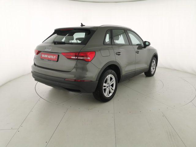 AUDI Q3 35 TDI S tronic Business