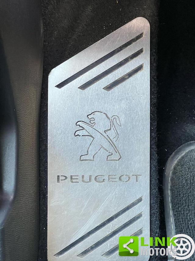 PEUGEOT 208 motore elettrico 136 CV 5 porte GT
