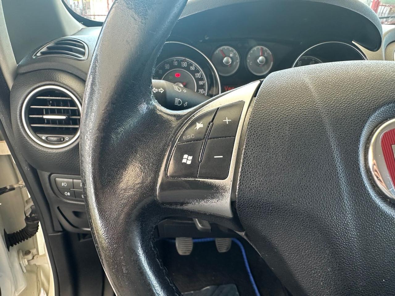 Fiat Punto Active 1.4 Natural Power #6526