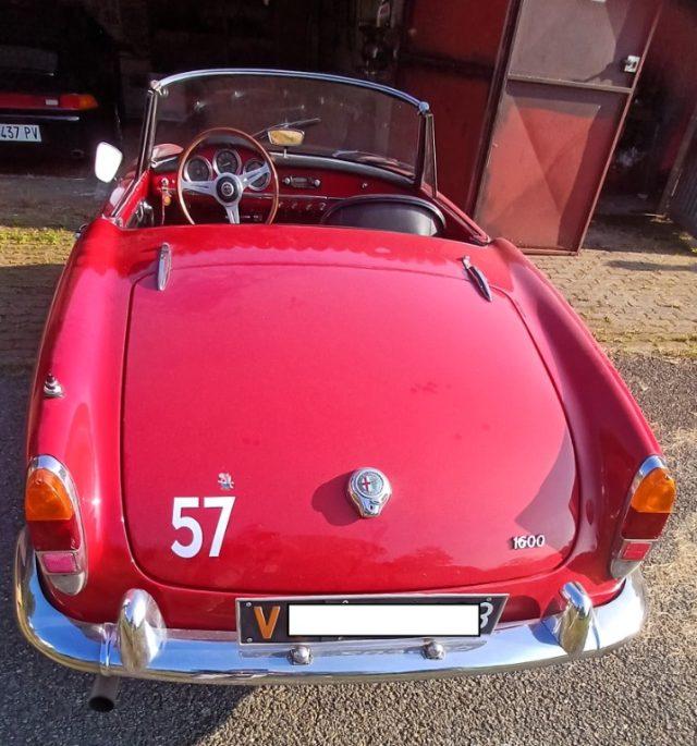 ALFA ROMEO Giulia SPIDER