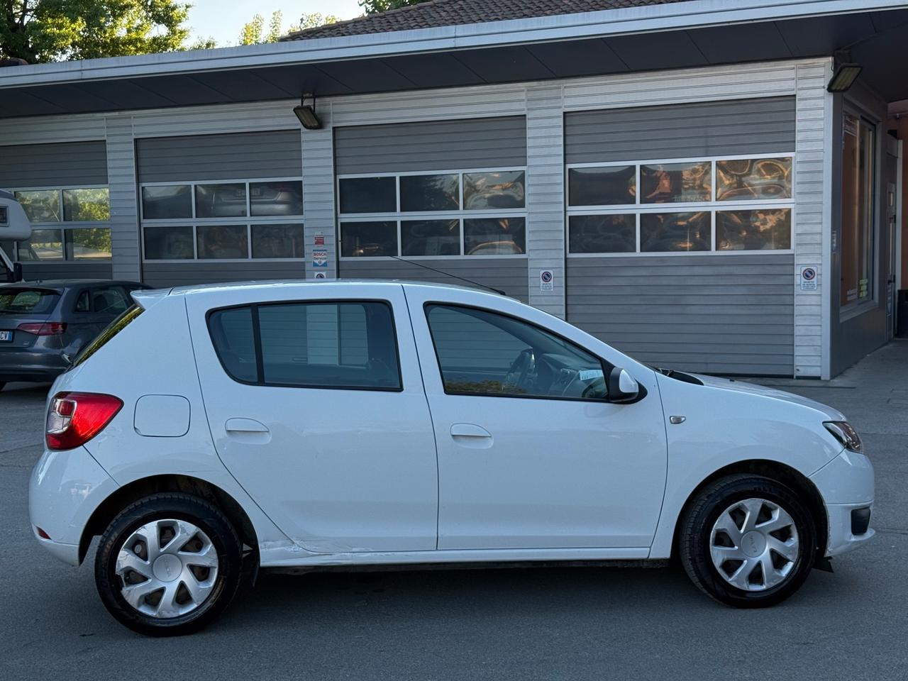 Dacia Sandero 1.2 75CV Lauréate