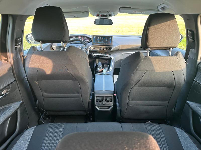 Peugeot 3008 BlueHDI 130 EAT8 S&S Business