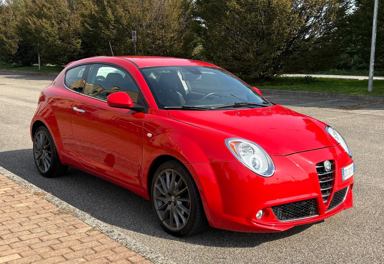 Alfa Romeo MiTo 1.6 JTDm 16V Distinctive Sport Pack