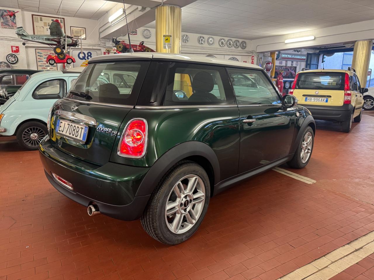 Mini 2.0 16V Cooper D Automatica