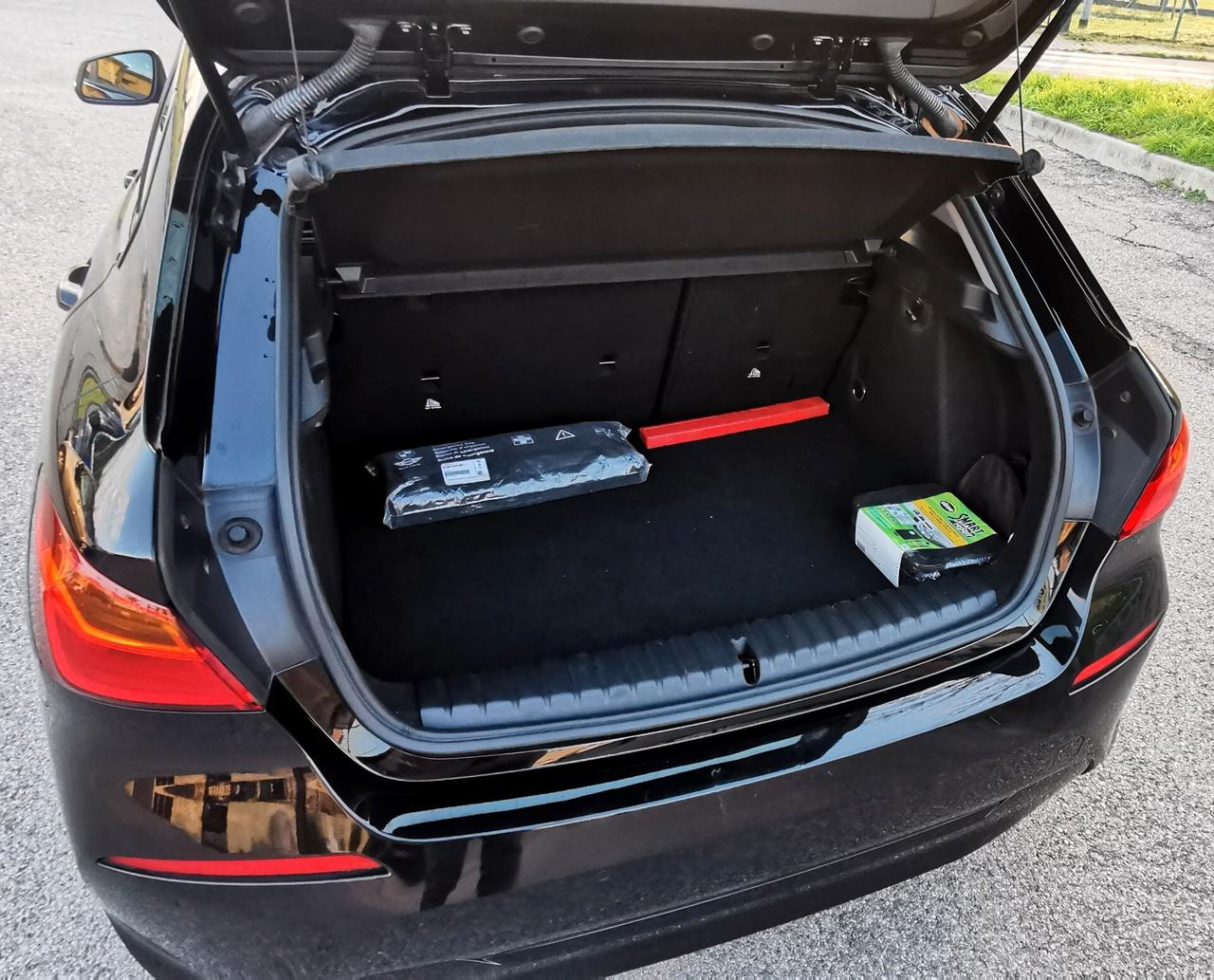 Bmw 118 118i 5p. Luxury