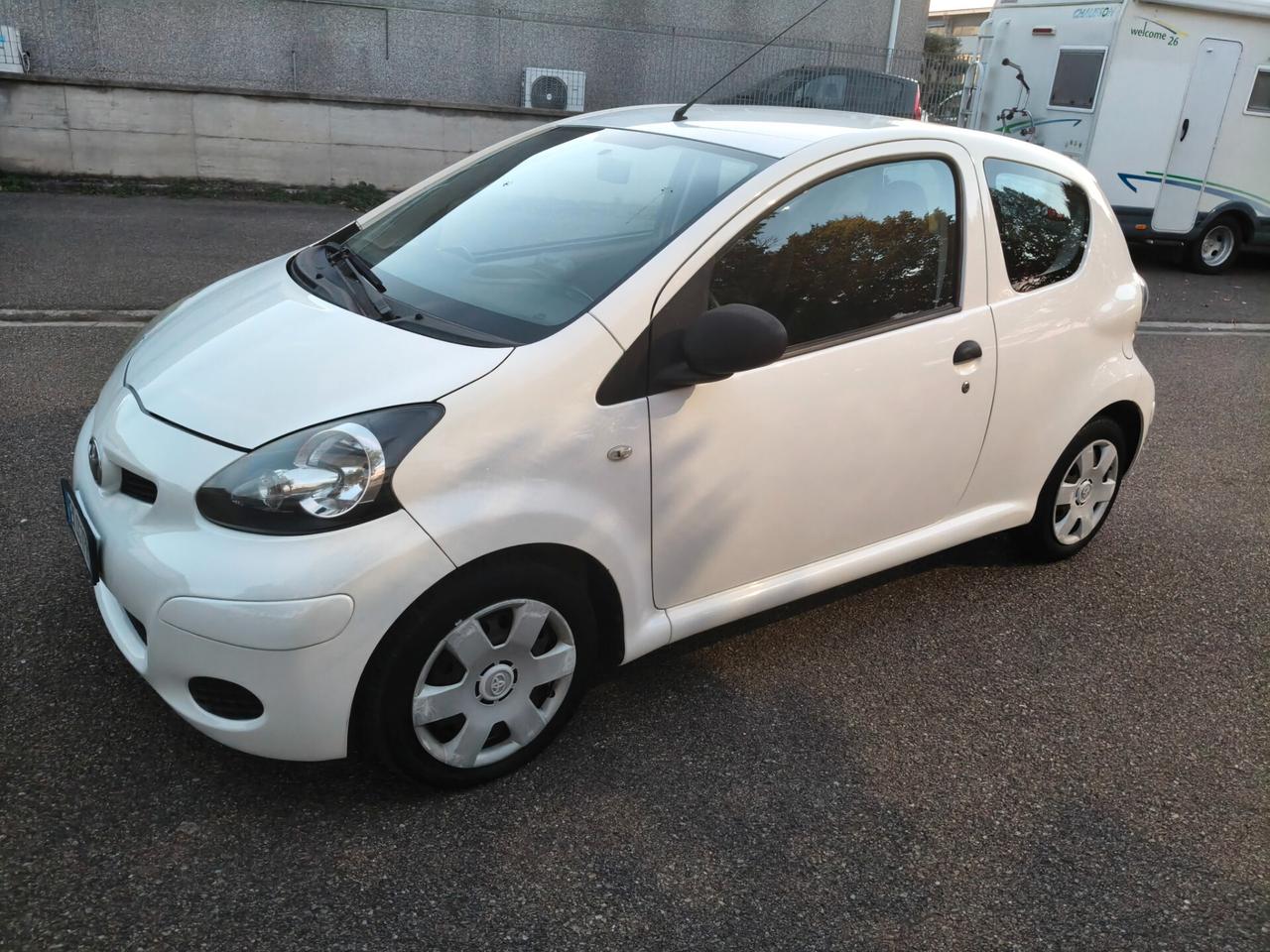 Toyota Aygo 1.0 SOLO 76.000 KM NAV