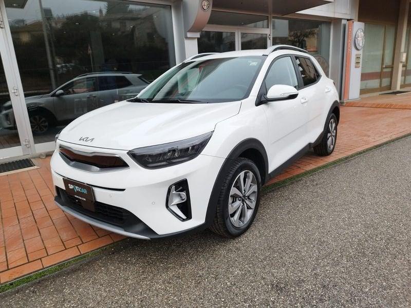 KIA Stonic 1.2 MPI Style