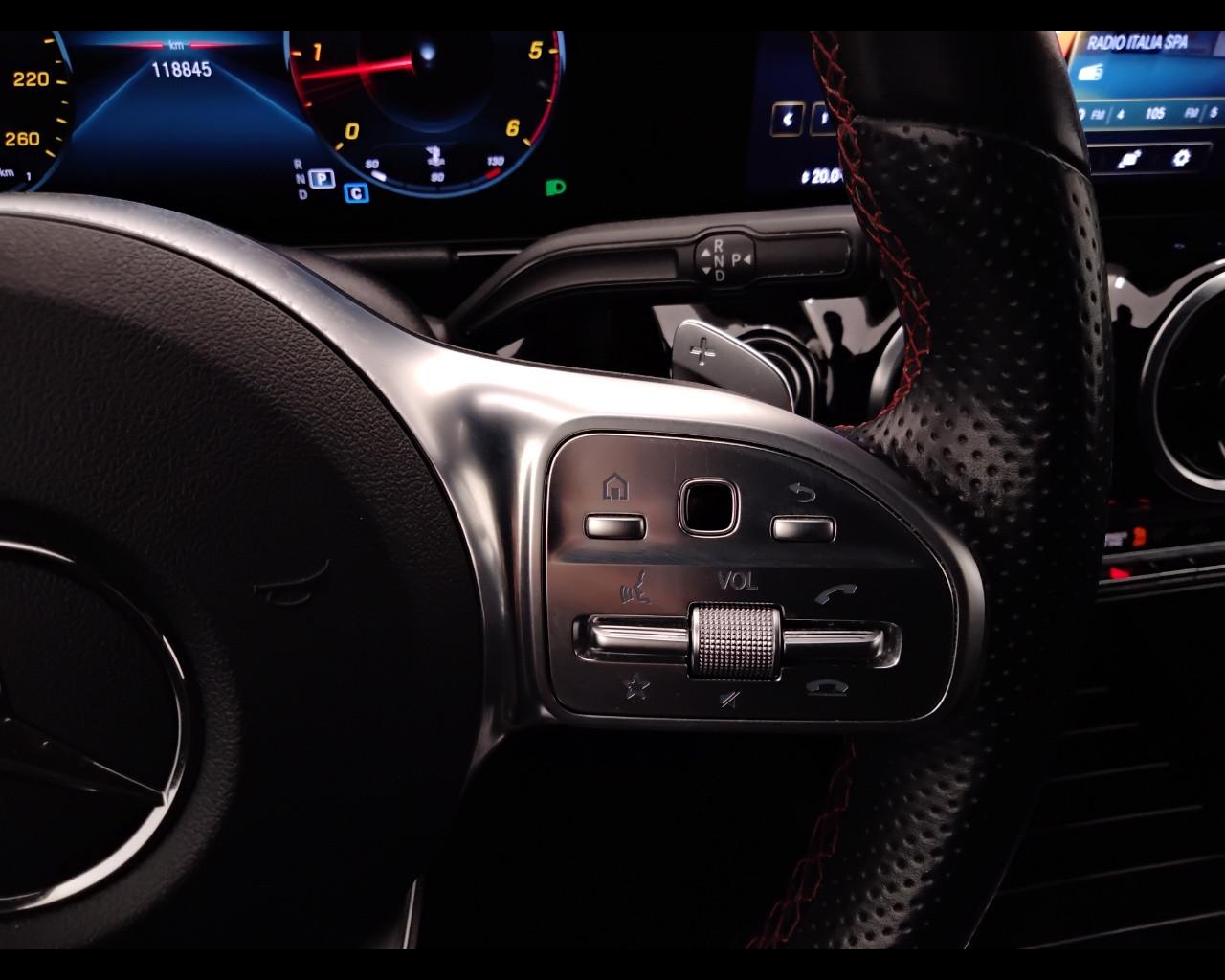 Mercedes-Benz GLA-H247 2020 - GLA 200 d Premium 4matic auto