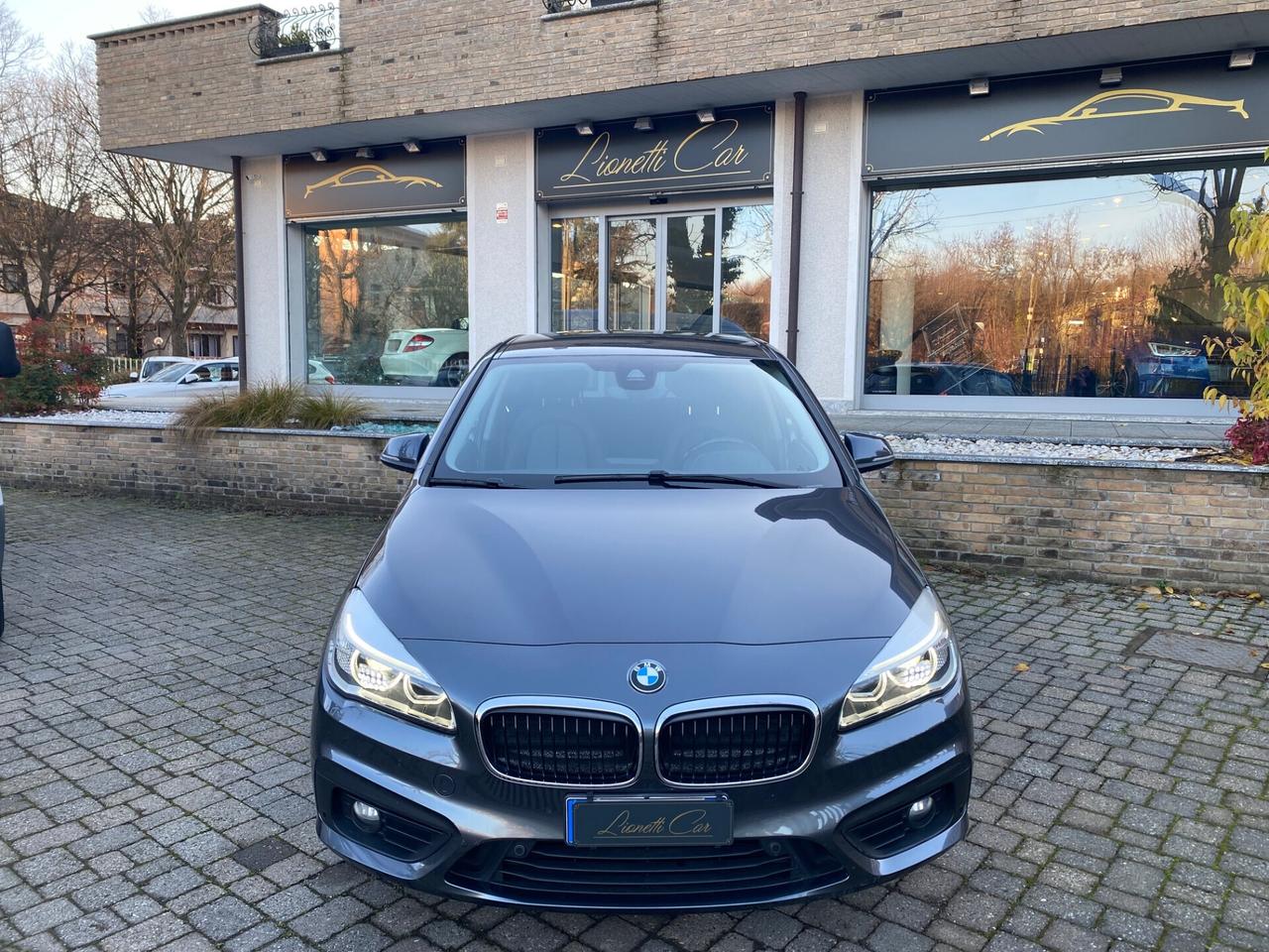 Bmw 2er Active Tourer 218d Advantage