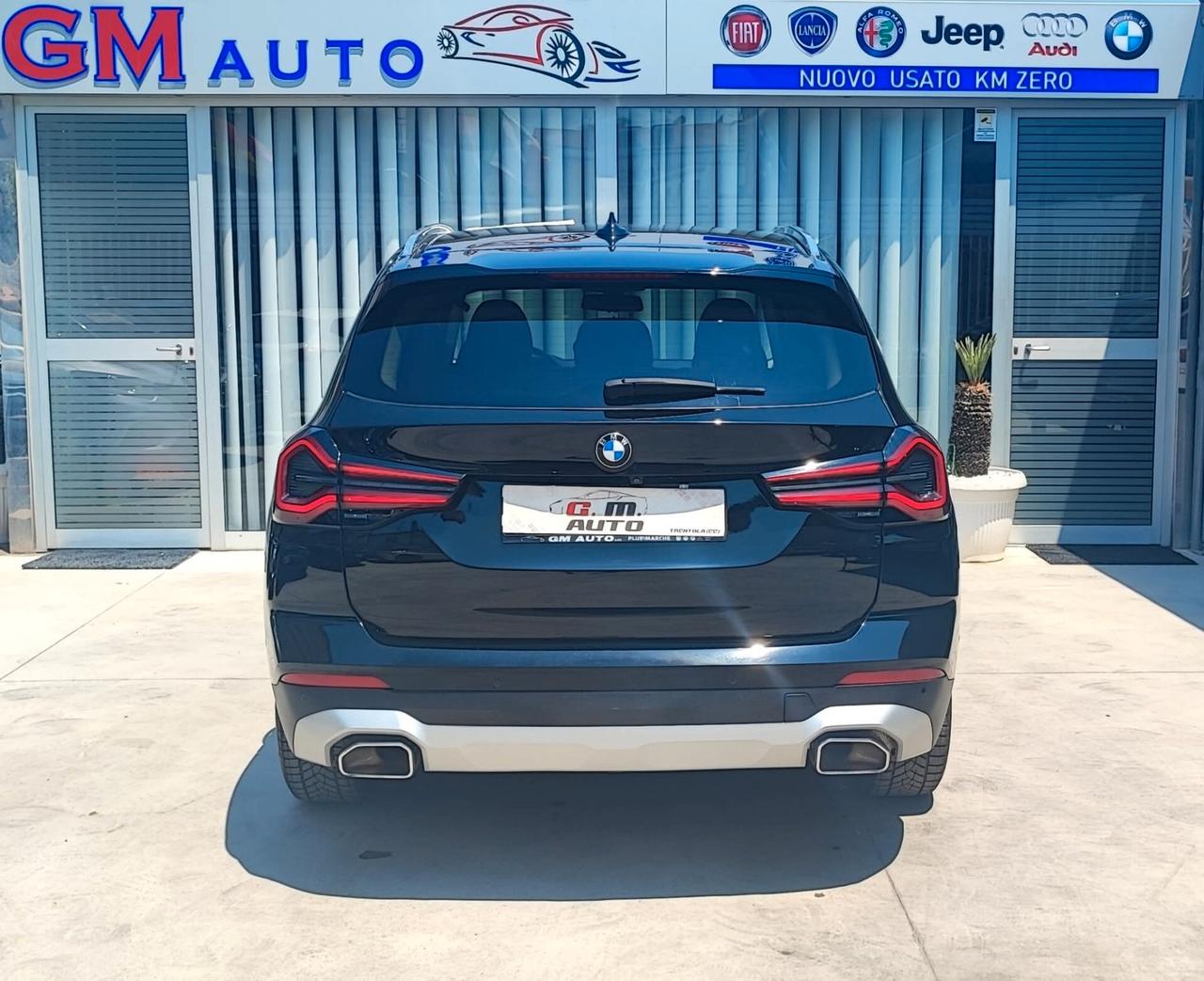BMW X3 con telecamere perimetrali 2022