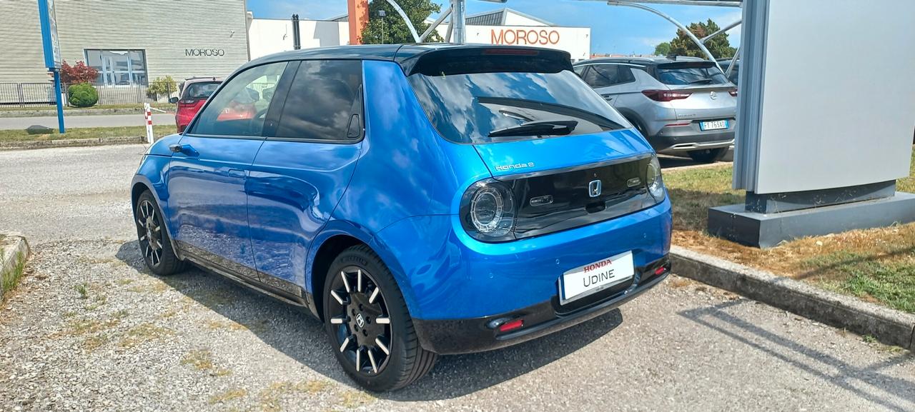 Honda e Advance 17